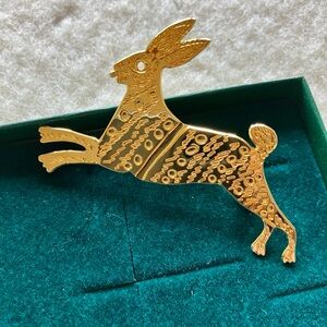 Rabbit Pin